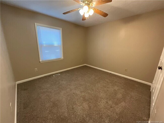 Building Photo - 619 Lufkin Cir