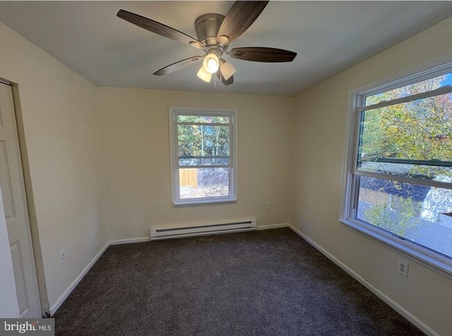 Building Photo - 125 Hampshire Rd