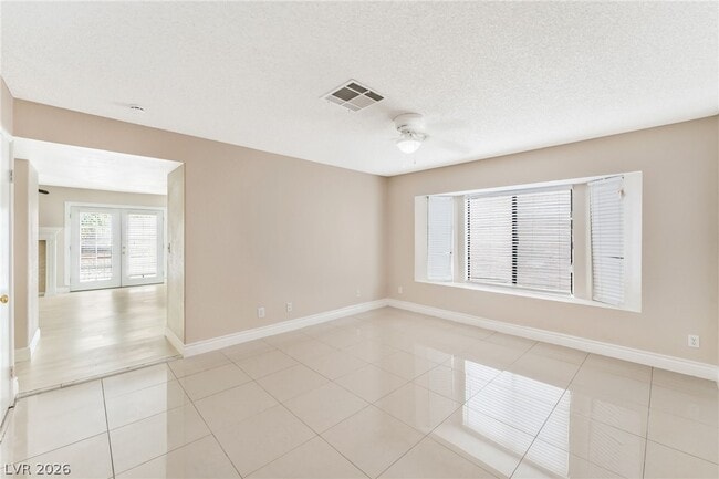 Building Photo - 5818 Cinnabar Ave