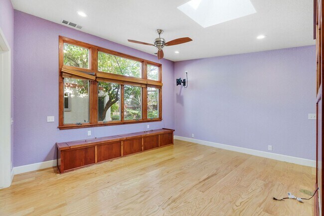 Building Photo - Beautiful 3 Bedroom home in Stonegate