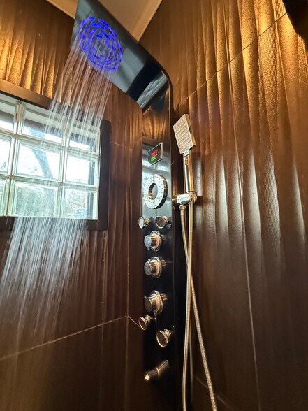 Building Photo - 1073 Hemphill Ave NW