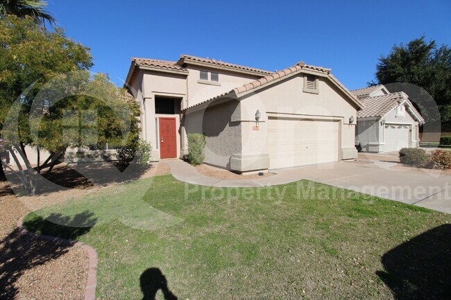 Primary Photo - 490 W Ebony Way