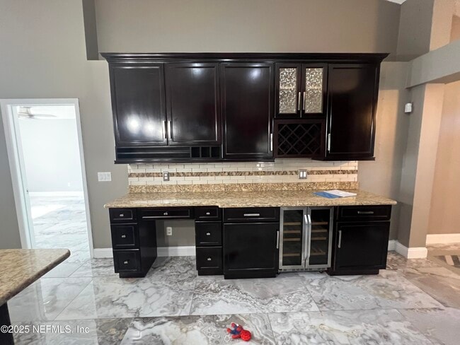Building Photo - 13727 Victoria Lakes Dr