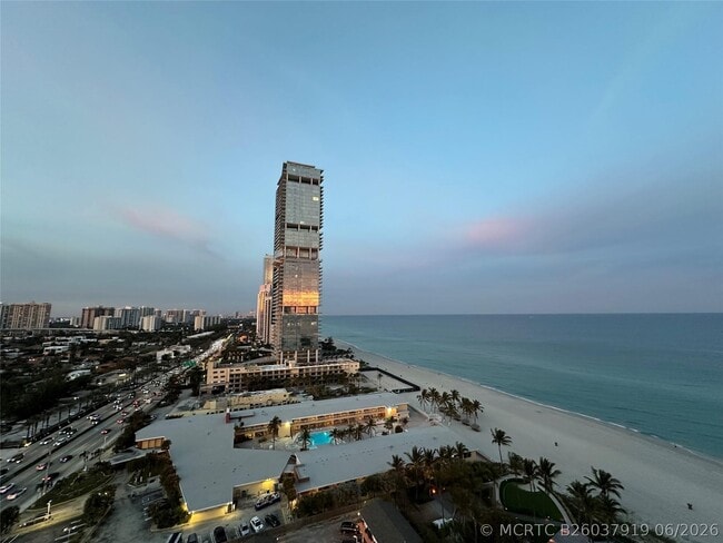 Building Photo - 18201 Collins Ave