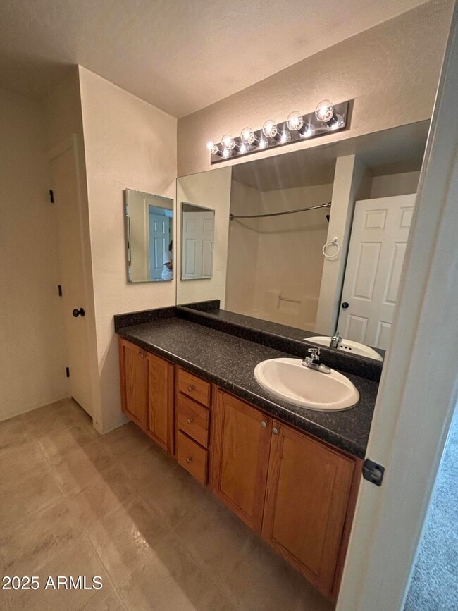 Building Photo - 864 Tiablanca Rd