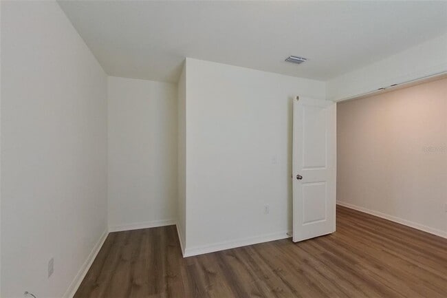 Building Photo - 3931 NW 45th Terrace