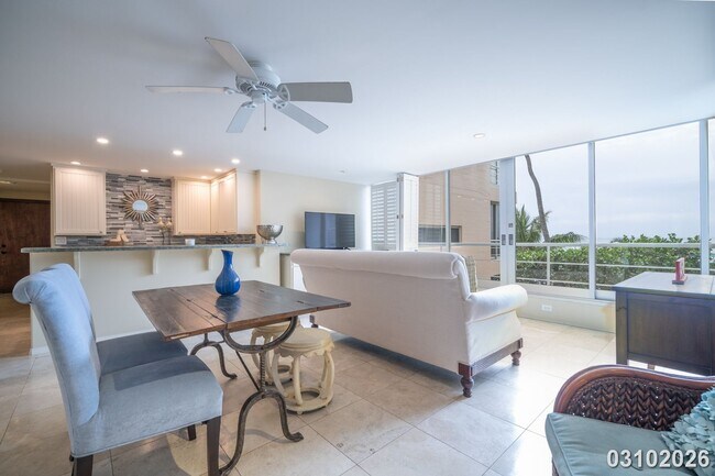 Building Photo - RARELY AVAILABLE FULLY FURNISHED CORAL STRAND CONDO IN WAIKIKI 1BR/1BA/1PKG