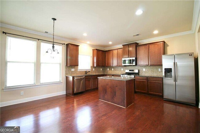 Building Photo - 1143 Park Hollow Ln NE