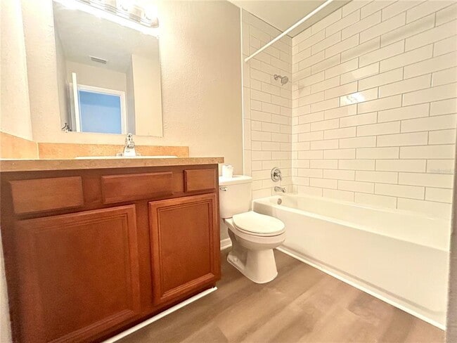 Building Photo - 705 Haven Pl