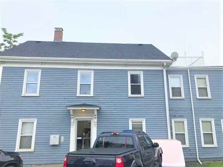 Building Photo - 9 Elmer St