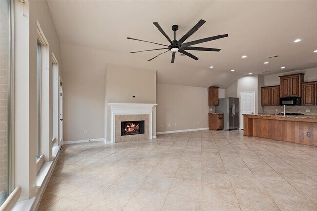 Building Photo - 26886 Treasures Ridge Dr