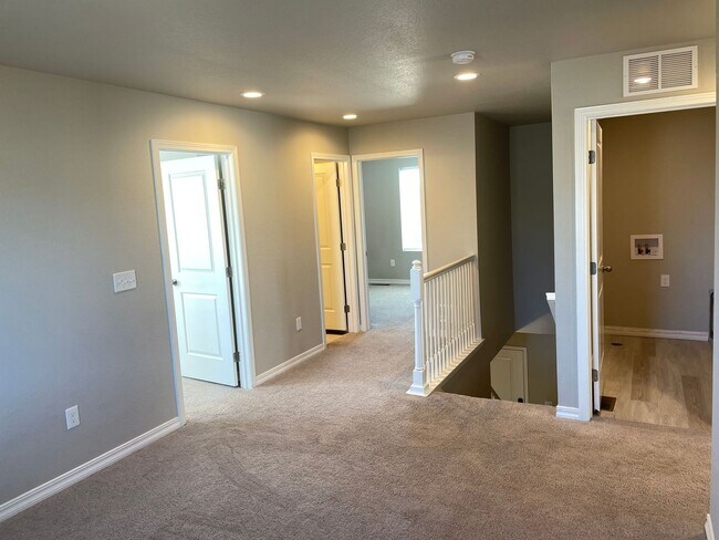 Building Photo - Corner Lot Comfort in Lorson Ranch – 3BD w...