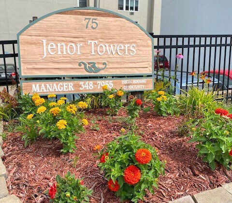 Building Photo - Jenor Towers
