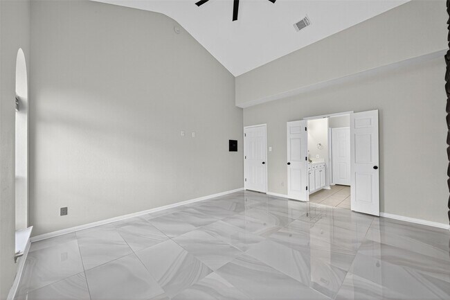Building Photo - 1003 Alp Springs Ln