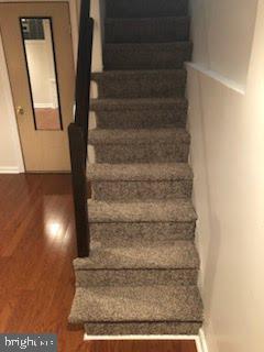 Building Photo - 5925 Summerdale Ave