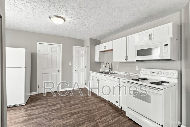 Building Photo - 1013 E Legrande Ave