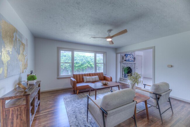 Building Photo - 2508 S Irvington Ave