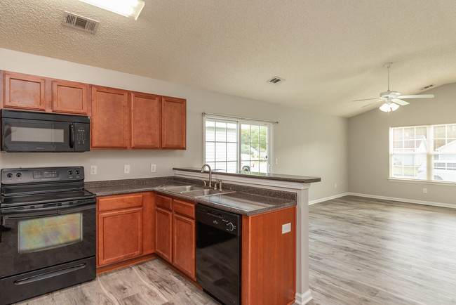 Building Photo - 87 Tiller Way