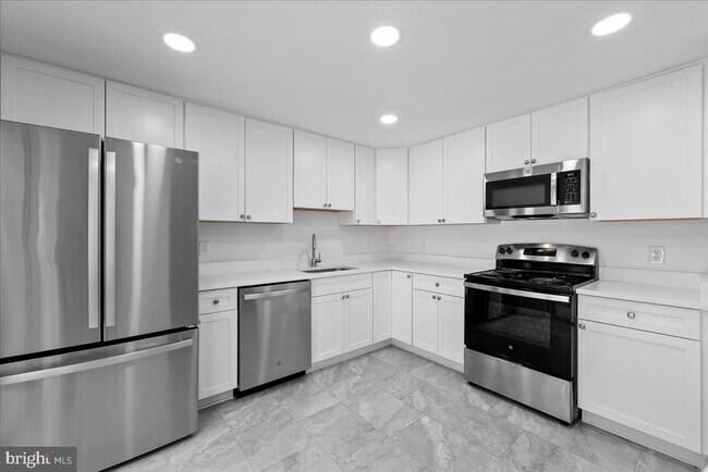 Building Photo - 2908 Everleigh Way