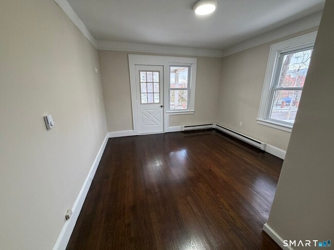 Building Photo - 35 9th Ave