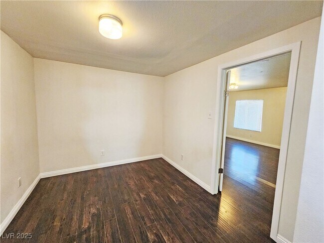 Building Photo - 1270 Landmark Ave