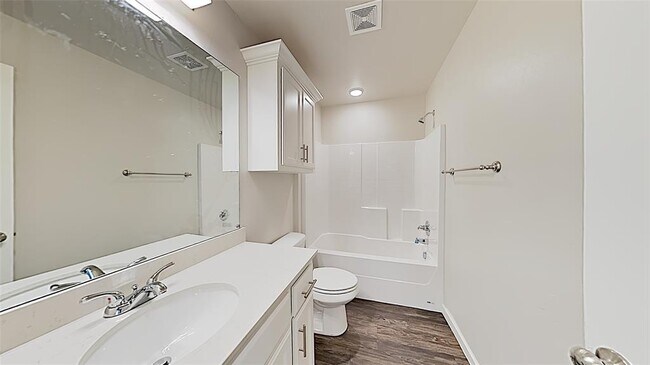 Building Photo - 5017 Avion Ct
