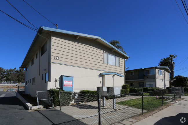 Building Photo - West Seaward Apartments