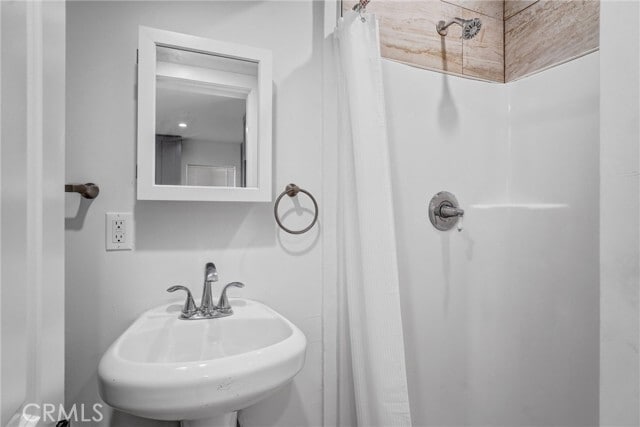 Building Photo - 10517 Firmona Ave