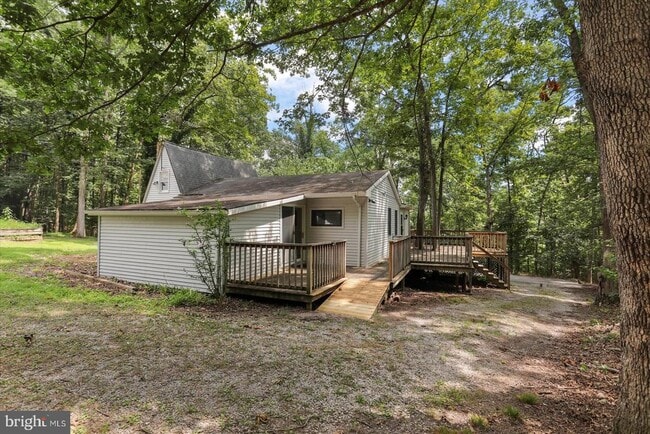 Building Photo - 555 McGlaughlin Rd
