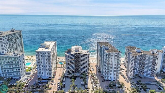 Building Photo - 3800 Galt Ocean Dr