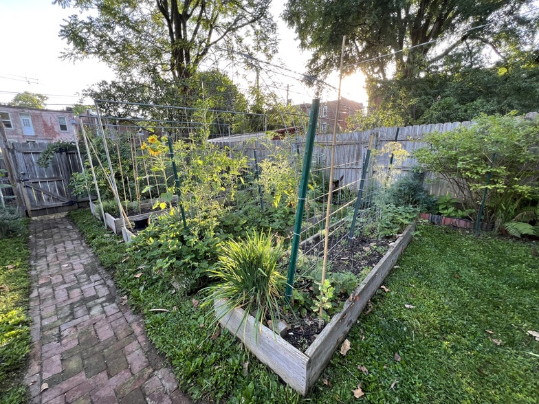 Garden - 3817 Lafayette Ave