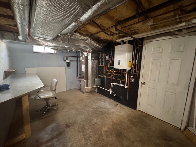 Building Photo - 34 Braman St