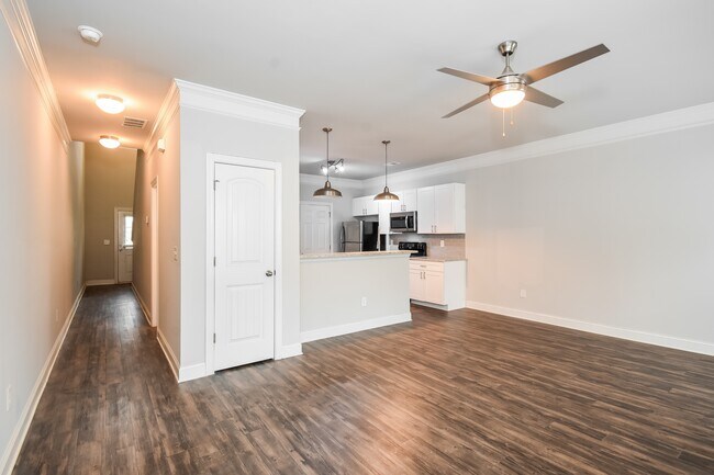 Building Photo - 243 Riley Cir