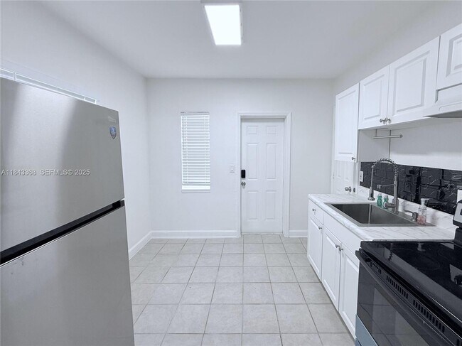 Building Photo - 1625 S Federal Hwy