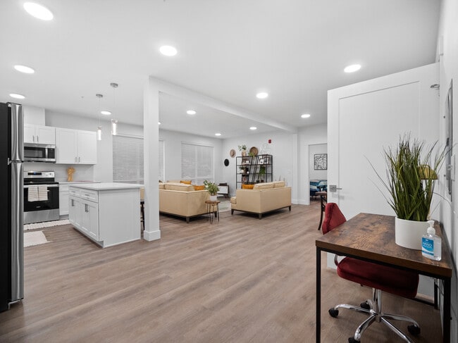 Building Photo - Perrine Court