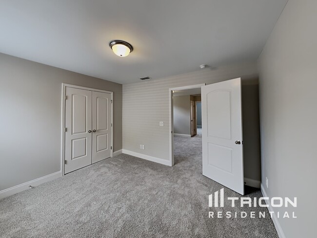 Building Photo - 172 Telavera Dr