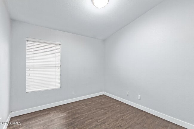 Building Photo - 4309 E Abraham Ln