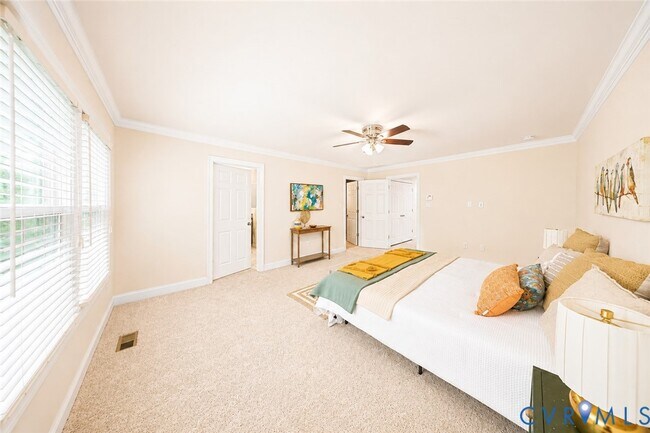 Building Photo - 5421 Hickory Ann Dr