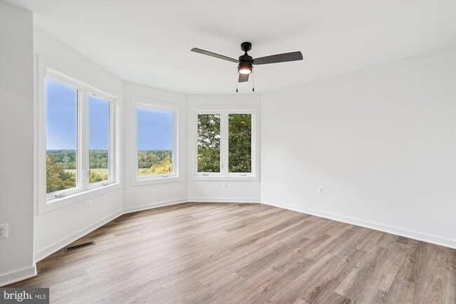 Building Photo - 25490 Kipps Ln