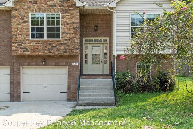 Building Photo - 4 br, 3 bath House - 1845 Deerstand Drive