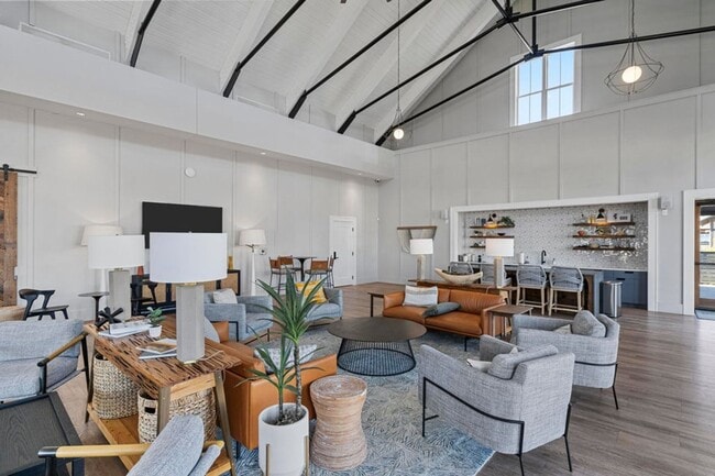 Building Photo - Better than new 4 bedroom + office on larg...