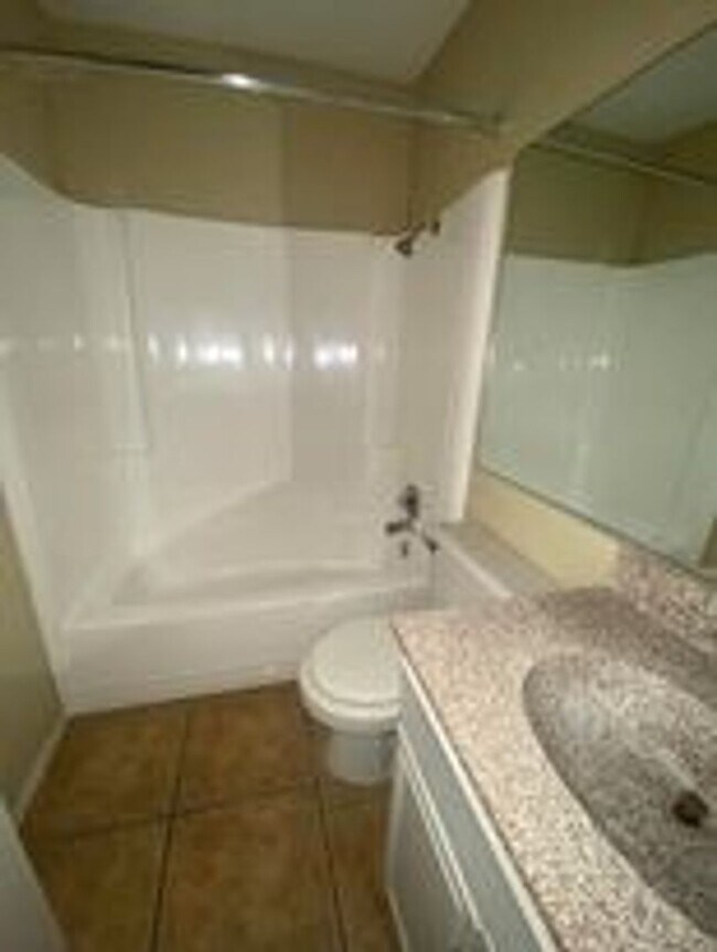 Building Photo - K002 - Pointe #61