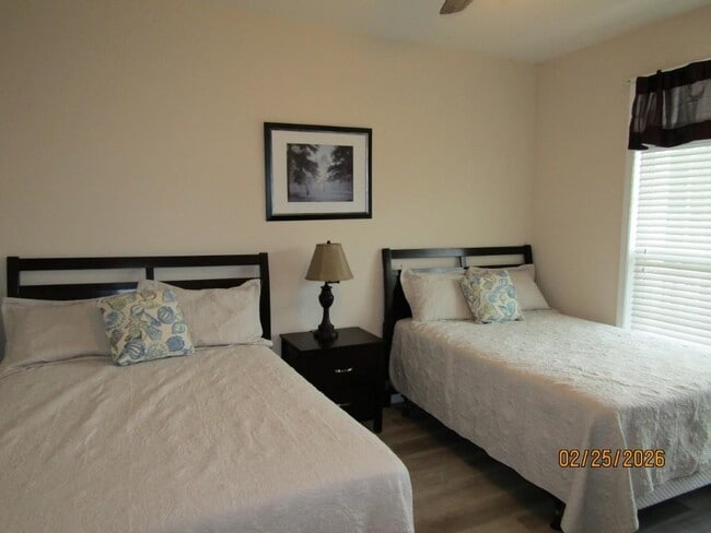 Building Photo - 144 Scotch Broom Dr