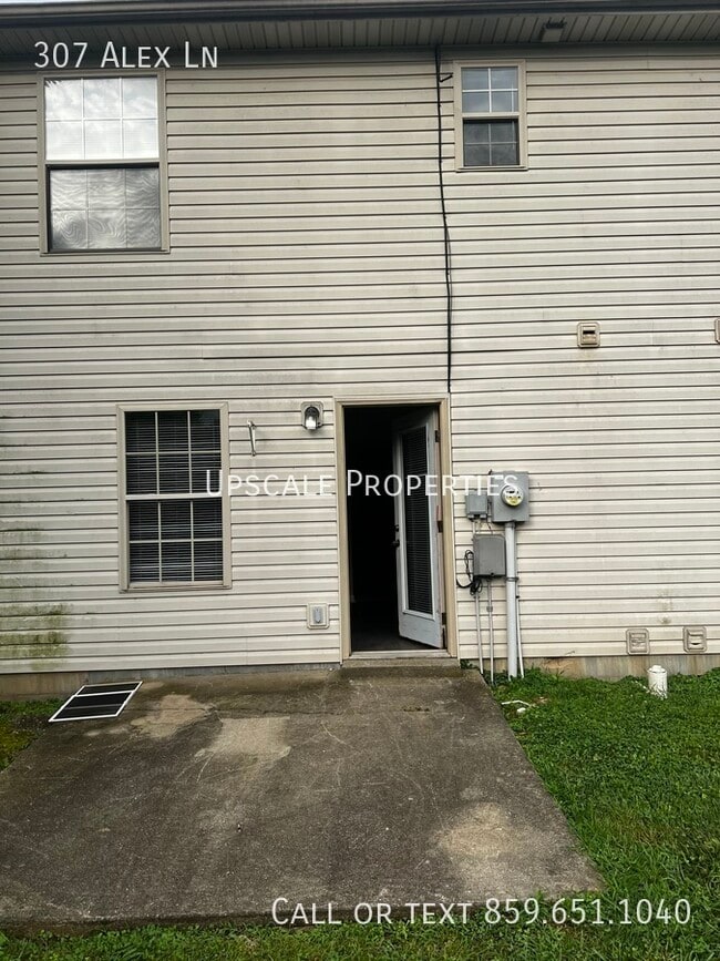 Building Photo - 307 Alex Ln