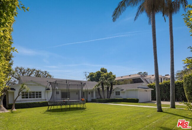 Building Photo - 1132 Napoli Dr