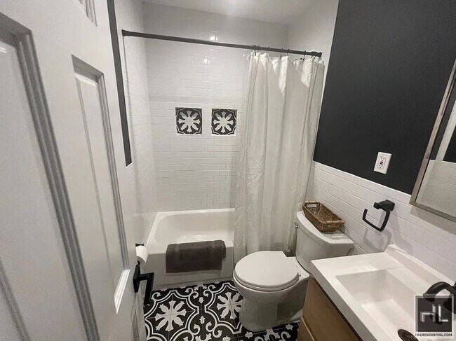 Building Photo - QUINCY STREET