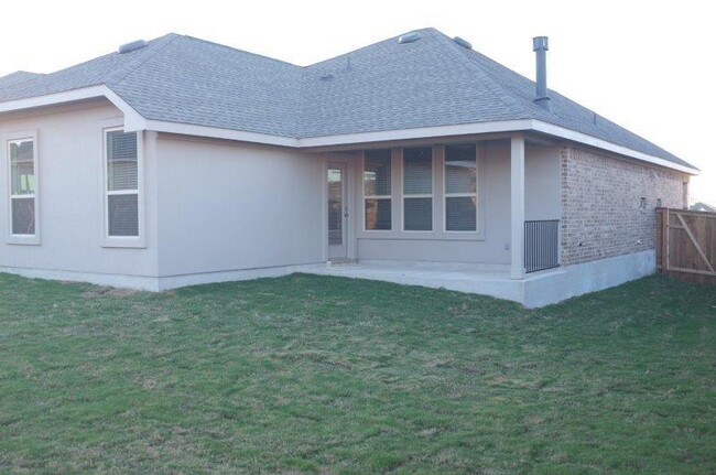 Building Photo - 108 Star Jasmine Cove