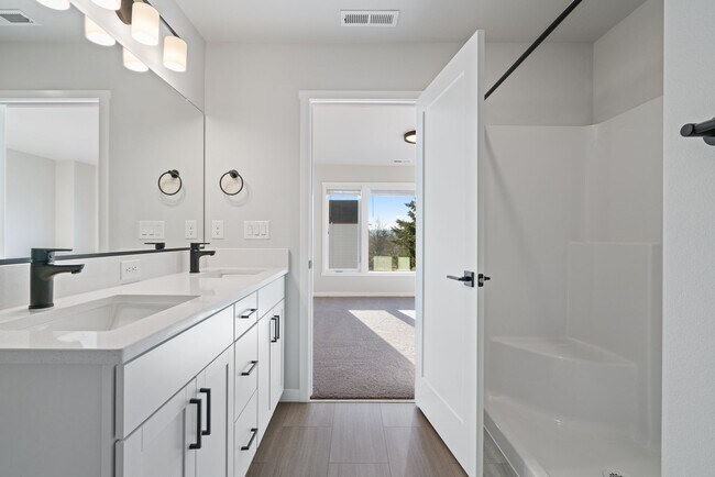 Building Photo - Parkstone Heights