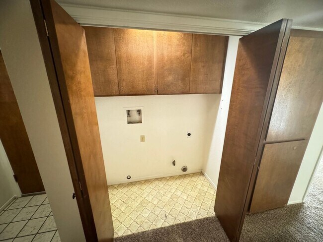 Building Photo - 1283-1285 S 16th St