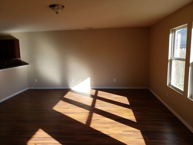 Building Photo - 15810 Sheldon Ridge Way